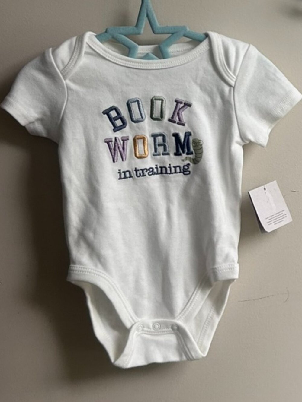 📚🐛 Indigo The Littlest “Bookworm in Training” Onesie – 3–6M – BNWT 🐛📚